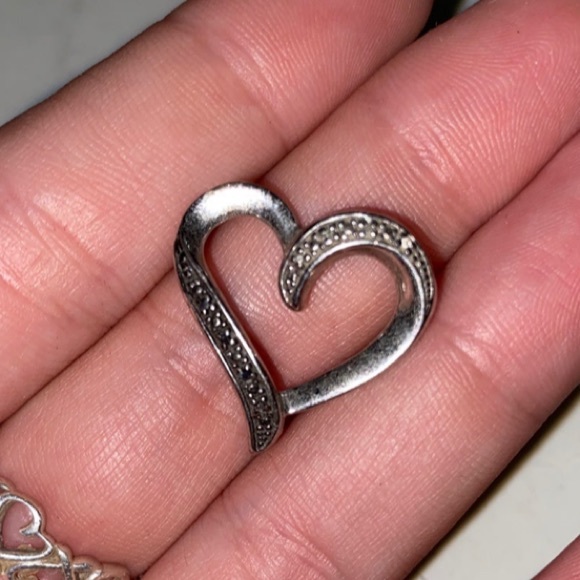 Kay's Heart Necklace Charm - Picture 5 of 5